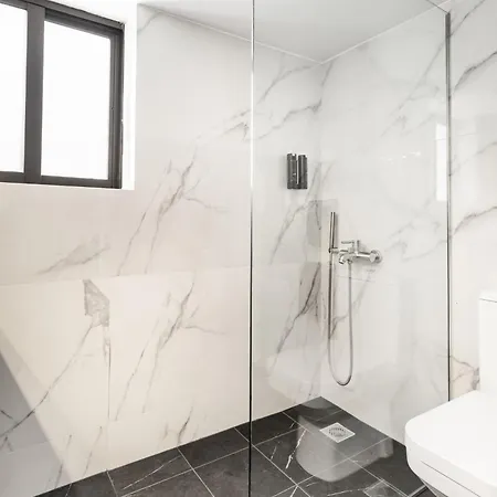 Apartamento Acropolis View 2-bedroom Apt, Minimal-safari Vibe, Big Balcony! *